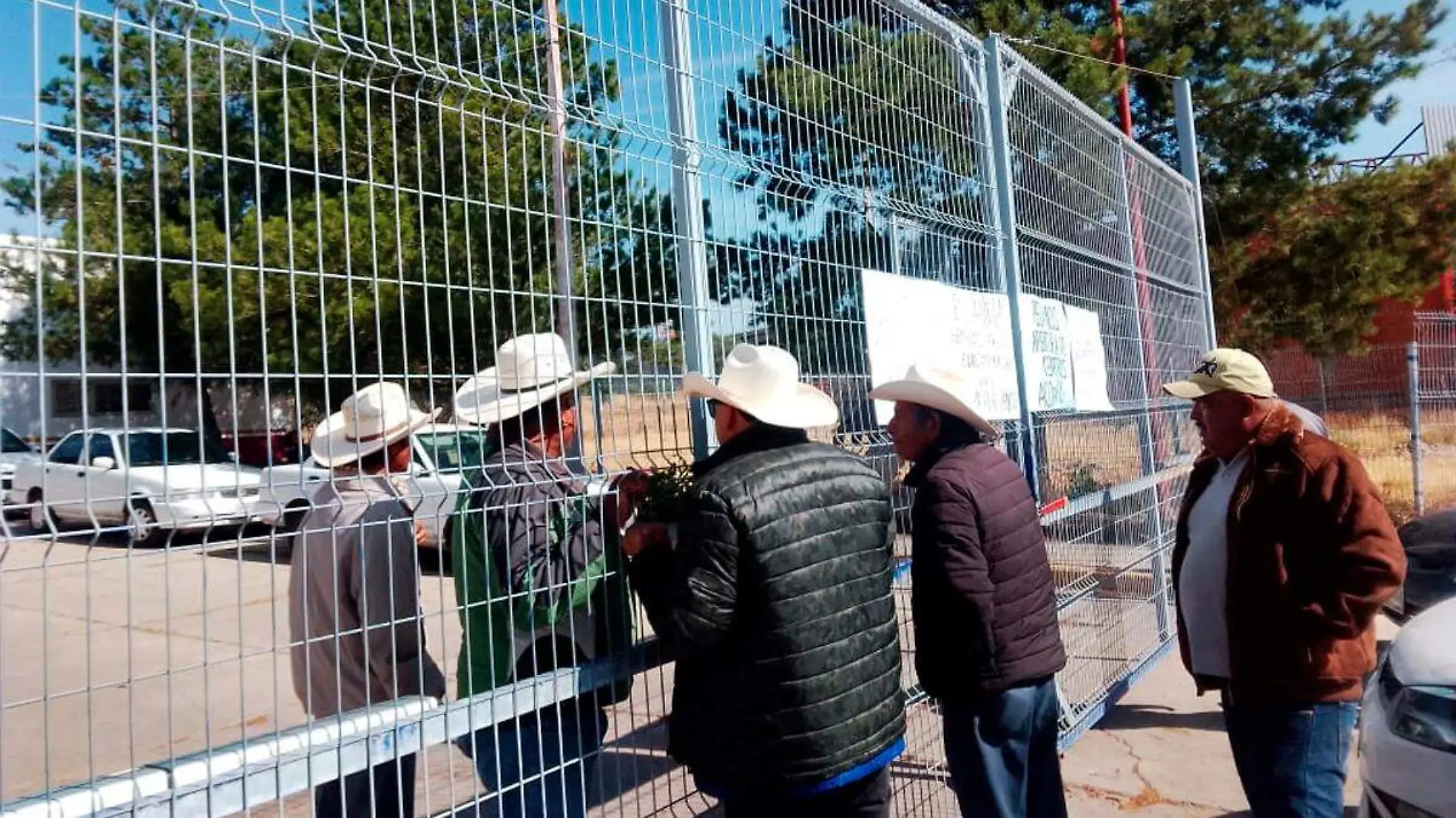 Productores protestan en Segalmex